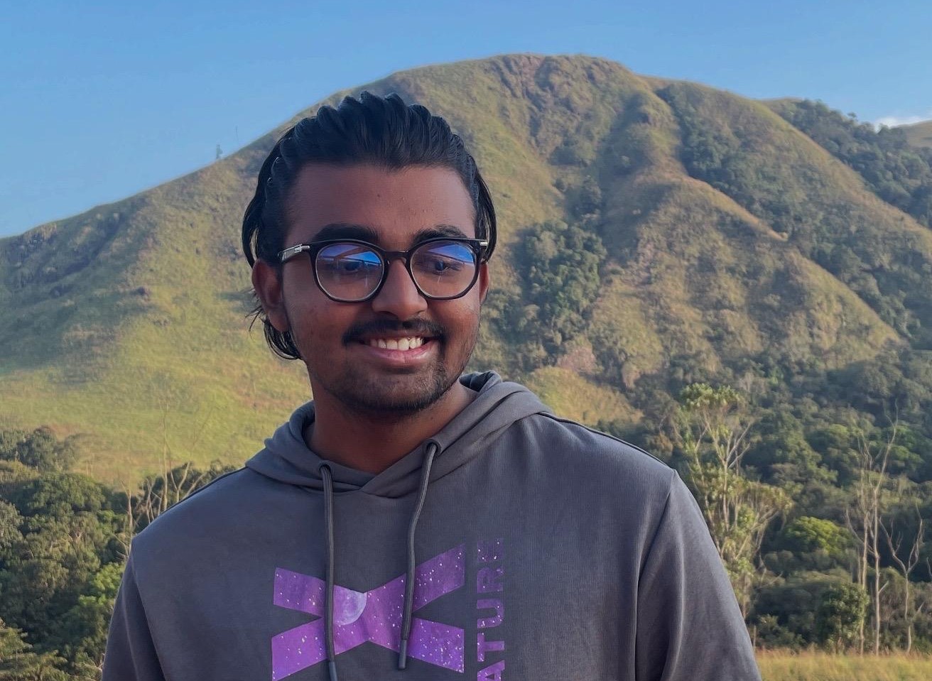 Behind-the-scenes frame